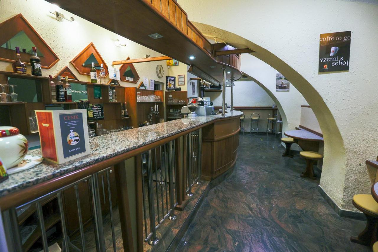 Hostel - Rooms Kaj & Kaja Orehova vas Zewnętrze zdjęcie